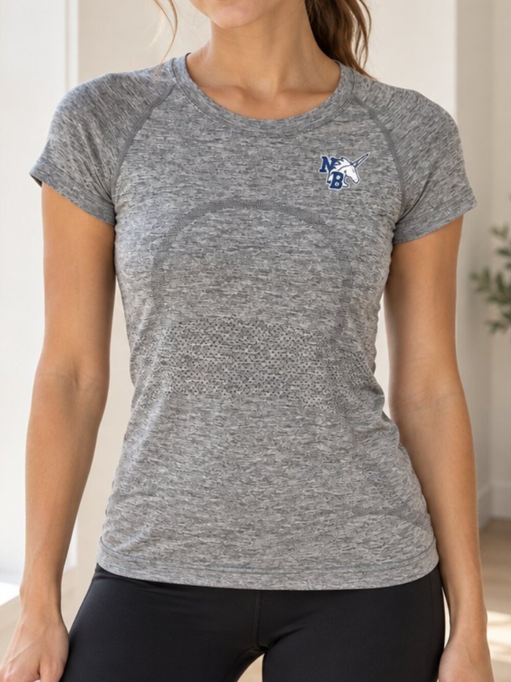 Lululemon Swiftly Tech Short Sleeve Heathered Gray Size 2 New Braunfels Unicorns